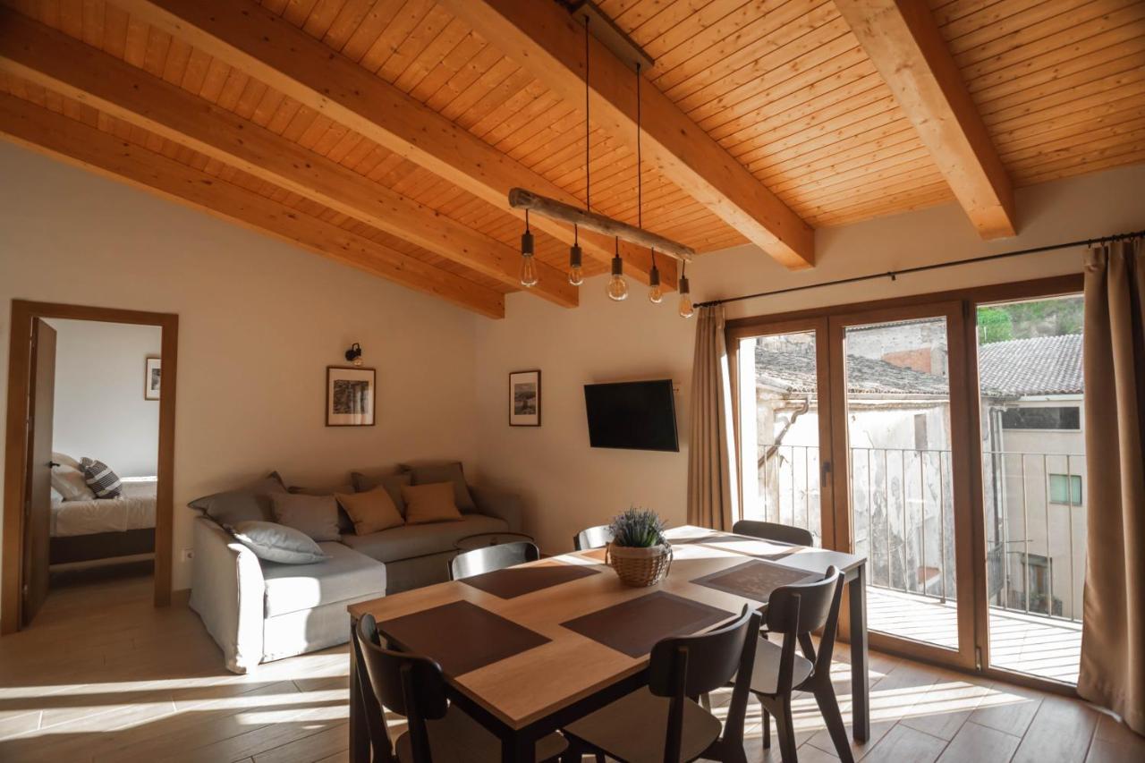 Cal Negret Rural Apartments Alos de Balaguer Екстериор снимка
